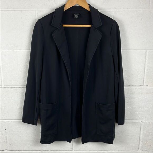 Athleta Jackets & Blazers - Athleta women’s eastbound boyfriend ponte black knit blazer jacket size 10